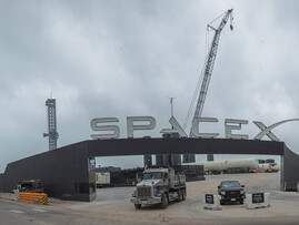 Reportáž ze Starbase společnosti  Space X Elona Muska