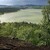 Mračna se stahují nad zezelenalým Máchovým jezerem