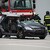 auto po ukážke vyprosťovania hasičmi pri simulovanej nehode
