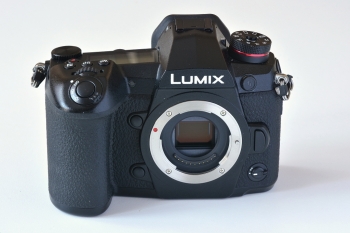 Panasonic LUMIX DC-G9