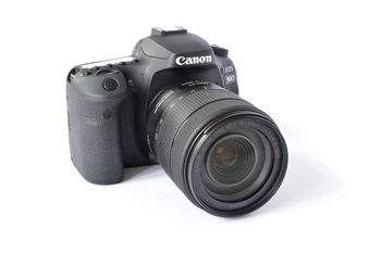 Canon EOS 90D