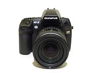 OLYMPUS E-3 