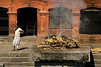 hinduistický pohřeb, Pashupati Nath, Kathmandu