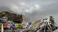 mlhavá vyhlídka na Gokyo Ri (5360 m n. m.)