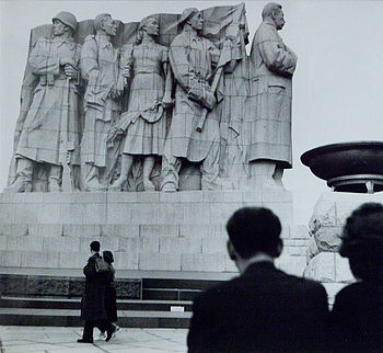 Stalinův pomník na Letné, 1955, Praha