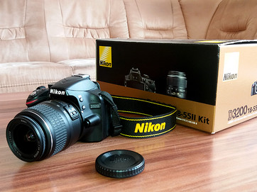Nikon D3200 + AF-S DX Zoom-Nikkor 18-55mm + 32GB paměťová karta