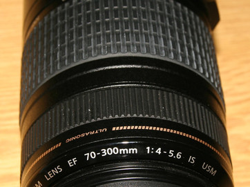 Canon EF 70-300 IS USM 4-5.6 (Japan) 58mm