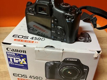 Canon EOS 450D - tělo