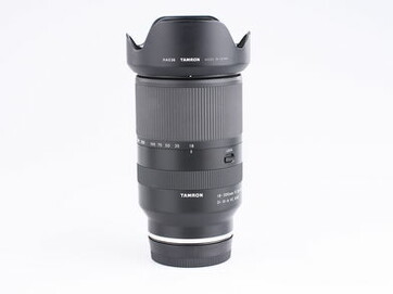 Tamron 18-300 mm f/3,5-6,3 Di III-A VC VXD pro Sony E