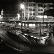 tramvaj přijíždí na náměstí Homme de fer, Štrasburk 2000