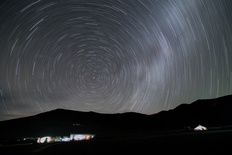 Canon EOS 6D, 14mm, F4, ISO 160, 3162s (=52,7min), komp. exp. 0, Blesk: Ne, RAW v Adobe Photoshop CC (MAC) | Helena Macenauerová | Helena Macenauerova Canon EOS 6D, 14mm, F4, ISO 160, 3162s (=52,7min), komp. exp. 0, Blesk: Ne, RAW v Adobe Photoshop CC (MAC)