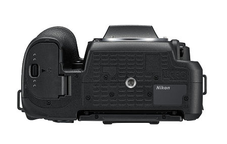 Nikon D7500