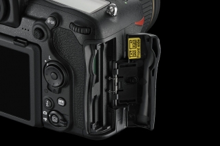 Nikon D500