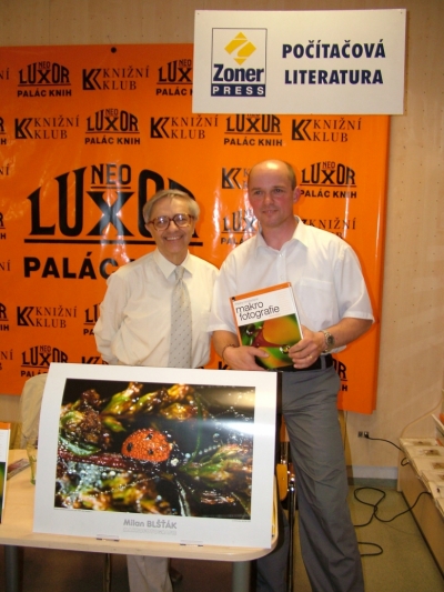 Křest knihy Příběhy (ne)obyčejné makrofotografie (M. Blšťák)