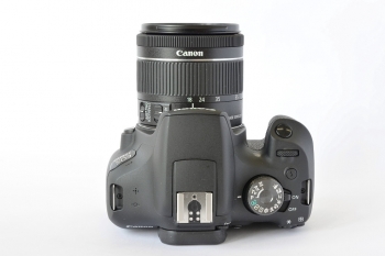 Canon EOS 2000D