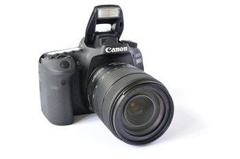 Canon EOS 90D