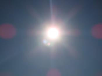 Canon PowerShot Zoom, f=13.80 mm, Clona: 5.6, Doba expozice: 1/8000 s, ISO: 100 | © Petr Koritina | www.fotoaparat.cz Canon PowerShot Zoom, f=13.80 mm, Clona: 5.6, Doba expozice: 1/8000 s, ISO: 100