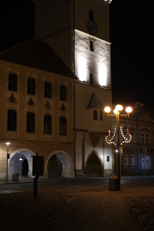 FujiFilm E-X4, f=35.00 mm, Clona: 2.0, Doba expozice: 1/85 s, ISO: 1600, Kompenzace expozice: -1 , Vyrovn?n? b?l?: Automatick? ; Objektiv: XF35mmF2 R WR 