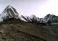 Kala Pattar a Pumori(7145m) Kala Pattar a Pumori(7145m)
