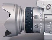 objektiv Minolta 28-200 mm