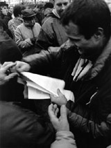 rozdávání letáků