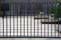 ohnisková vzdálenost 90mm, objektiv 28-91