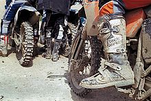 Před startem motorek