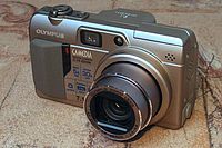 OLYMPUS C-70