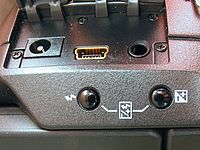 Olympus C7070WZ konektory