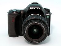 Pentax *ist DS Čelo