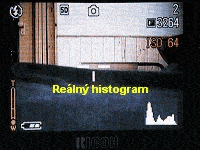 LCD v režimu focení