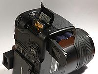 Kryt baterie a karty