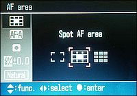 nastavení širokého nebo bodového AF pole