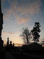 Kresba (R)