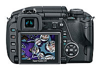 E-330 zezadu E-330 zezadu