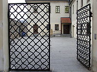 1/50 s, f/3.10, f=6.30 mm, ISO: 100 (R)