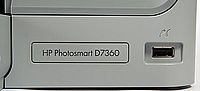 USB port pro připojení fotoaparátu