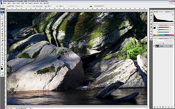 Fotografie 3:2 ve Photoshopu na panelu Eizo S2031W