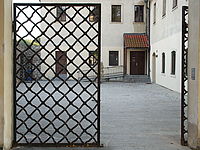 Originál (R), "padesátka", 1/15 s,  f/8.00, 50.00 mm, ISO: 100, Blesk: Ne