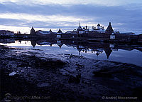 Solovecký klášter v severské noci, Velký Solovecký ostrov