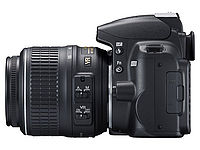 Obrázek č. 4 - Levá strana Nikon D3000