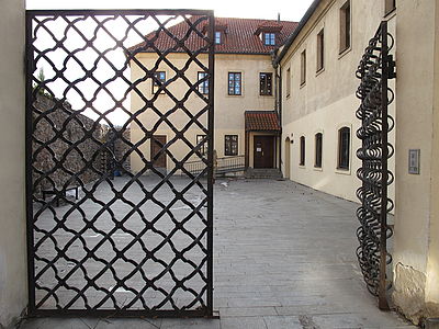 (R) Originál, Clona: 4.0, 1/200 s, ISO: 100, Ohnisková vzdálenost (EQ35mm): 28 mm 