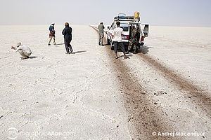 Zastávka na solném jezeře Dallol