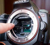 Polopropustné zrcátko