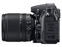 Obrázek č. 3 - Levá strana aparátu Nikon D7000