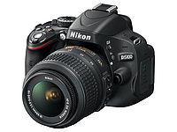  Obrázek č. 1 - Oficiální firemní snímek aparátu Nikon D5100