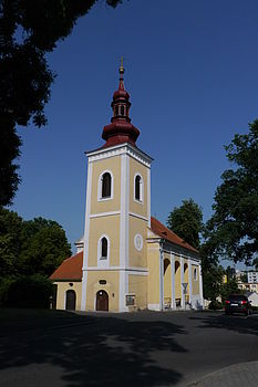 Originál (R), F14; 1/1300 s; ISO: 800, Ohnisková vzdálenost (EQ35mm): 28 mm; 14 - 140 mm