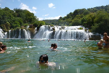 Model: DMC-FT4, F3.3; 1/1000 s; ISO: 100,Ohnisková vzdálenost: 4.90 mm | (c) Petr Koritina Model: DMC-FT4, F3.3; 1/1000 s; ISO: 100,Ohnisková vzdálenost: 4.90 mm