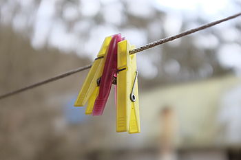 Neostrost při zaostření na blízko, F2 Neostrost při zaostření na blízko, F2