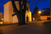 ISO 2000, 12mm (24mm), 1/13s